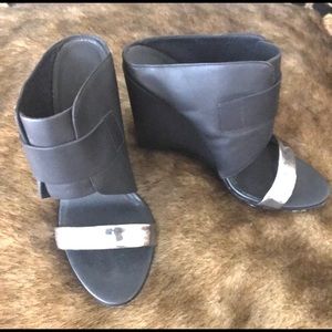 Nordstrom‘s Vince shoes made in Italy size 7 1/2